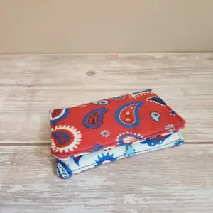 closed card holder wallet